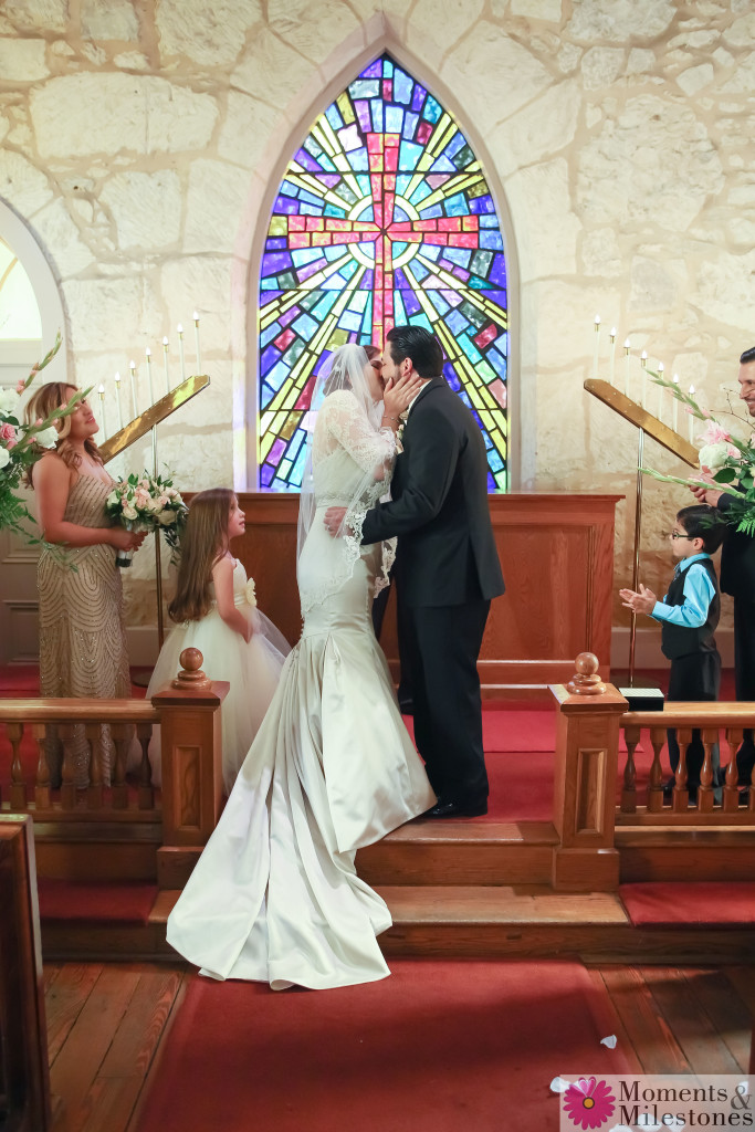 San Antonio St. Anthony Hotel Wedding Planning and Wedding Photography